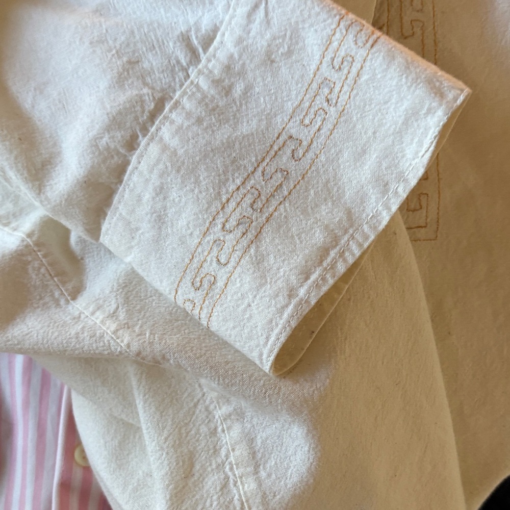 Cream and Gold Embroidered Shirt. Dress shirt. By ALTA CALIDAD. Made in Mexico. - Picture 5 of 14